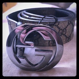 Gucci belt